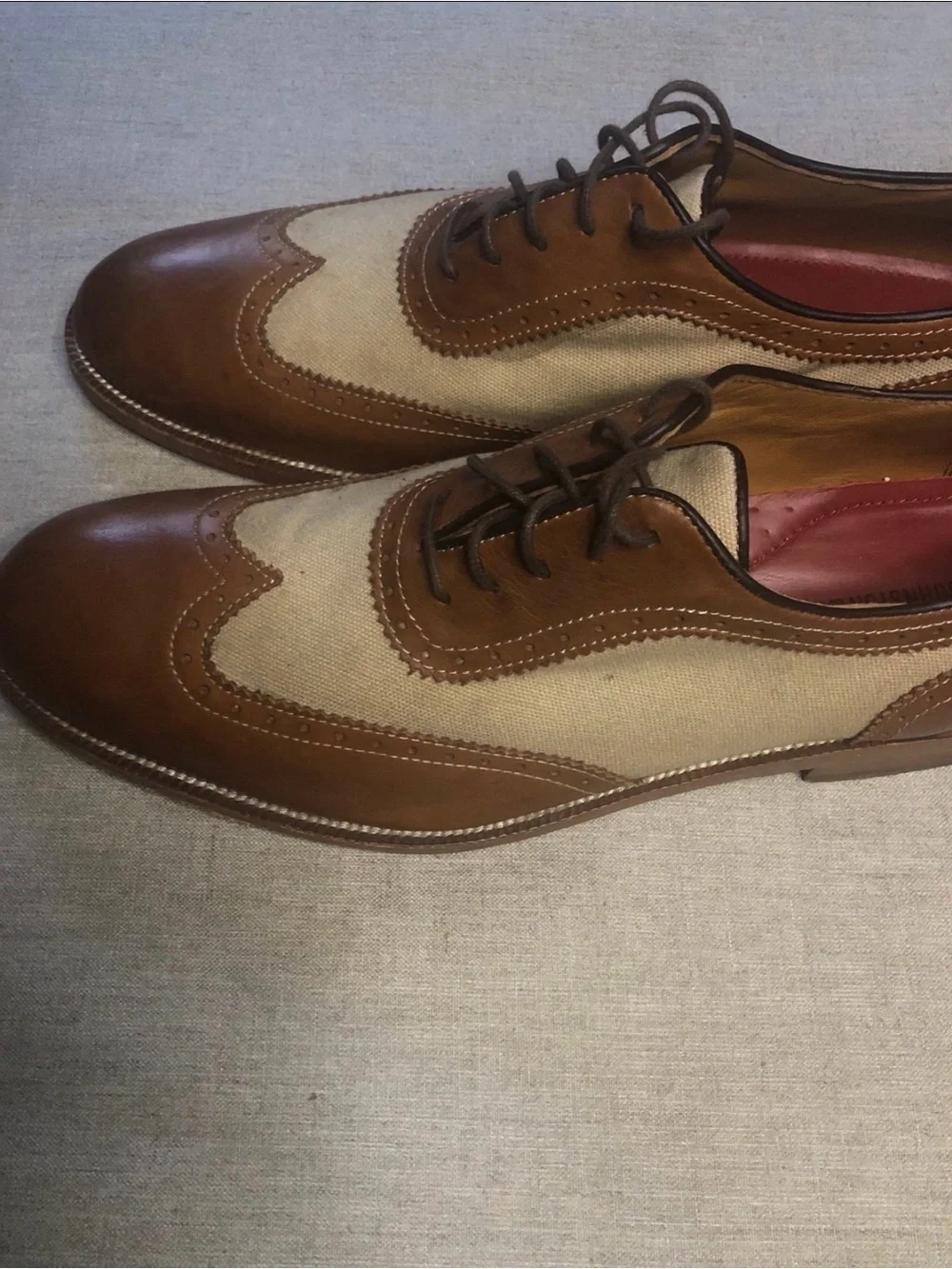 Men's Two-Tone Brown and Cream Wingtip Oxford Shoes